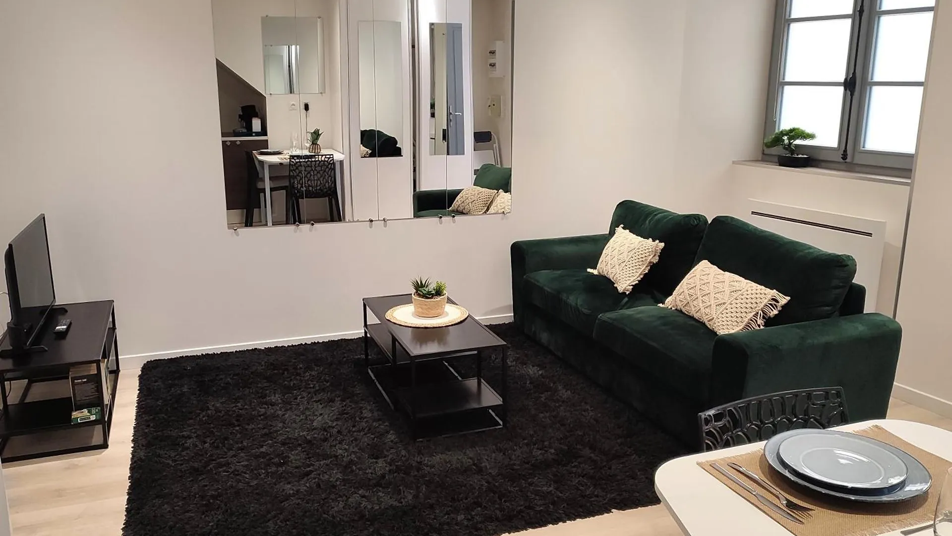 Apartment Charmant T2 Rue Des Mourgues Hypercentre Le Puy-en-Velay France