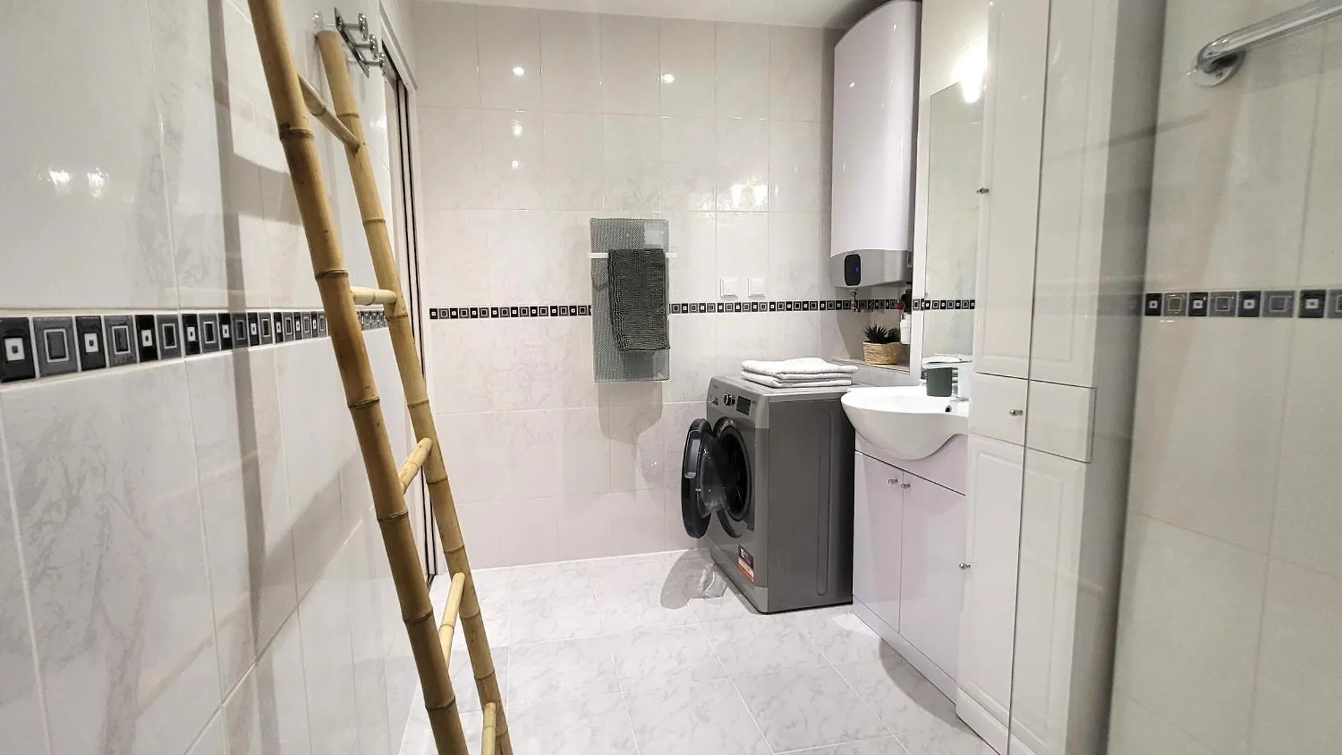 Apartment Charmant T2 Rue Des Mourgues Hypercentre Le Puy-en-Velay France