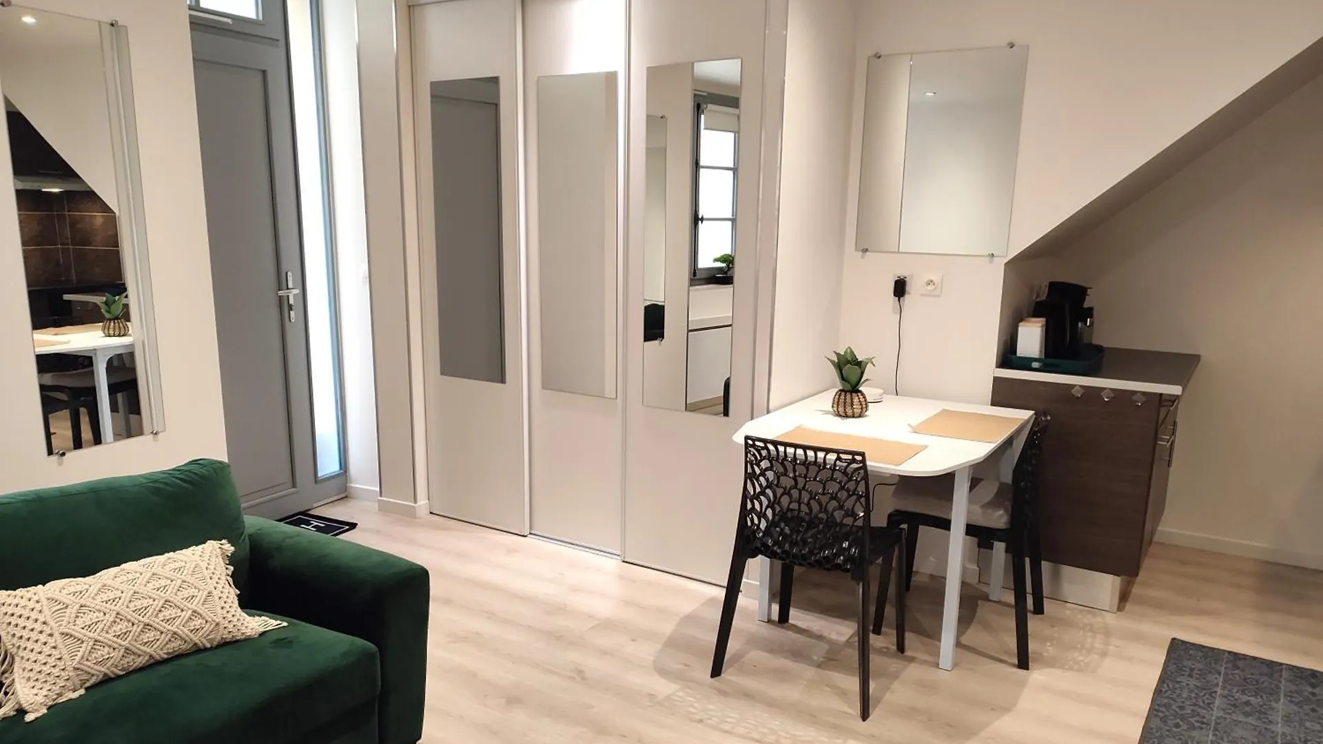 Charmant T2 Rue Des Mourgues Hypercentre Le Puy-en-Velay Apartment